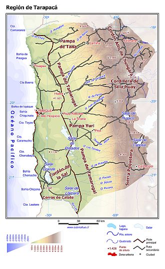 Mapa de la Región de Tarapacá con fondo coloreado según nivel de altura