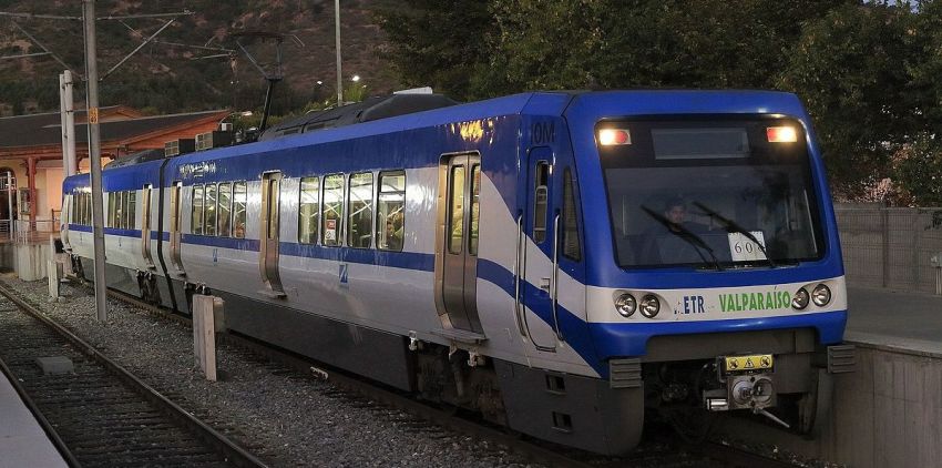 tren del metro de valparaíso